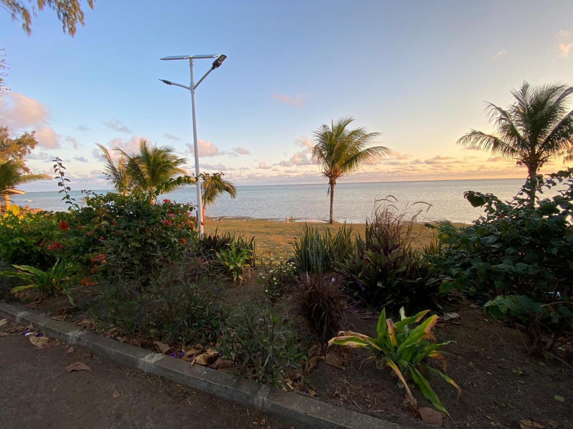 Appartamento Lakaz Tropical Ruisseau Creole Esterno foto